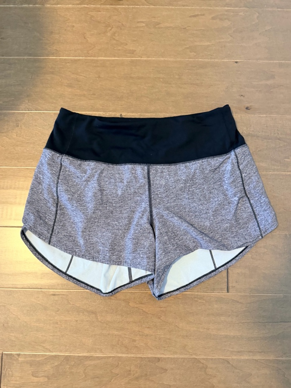 lululemon athletica Black Waist Gray Heather women’s Athletic Shorts